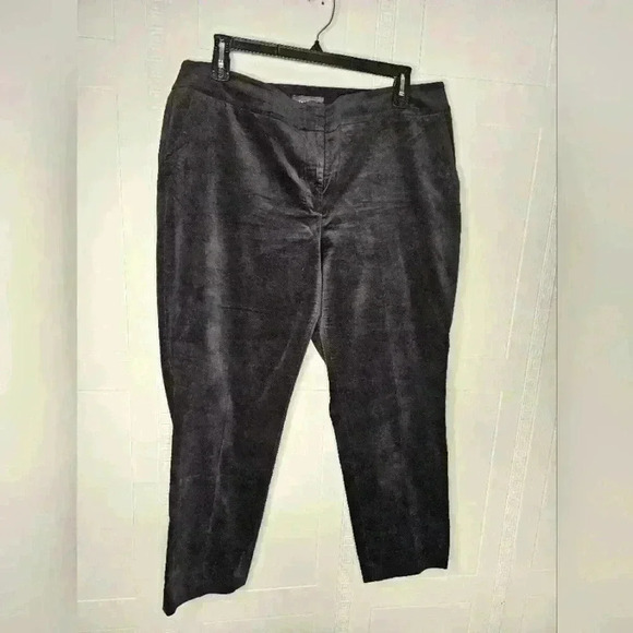 Talbots Hampshire Black Velveteen Flat Front Straight Leg Ankle Pants Plus 18W - Picture 1 of 15